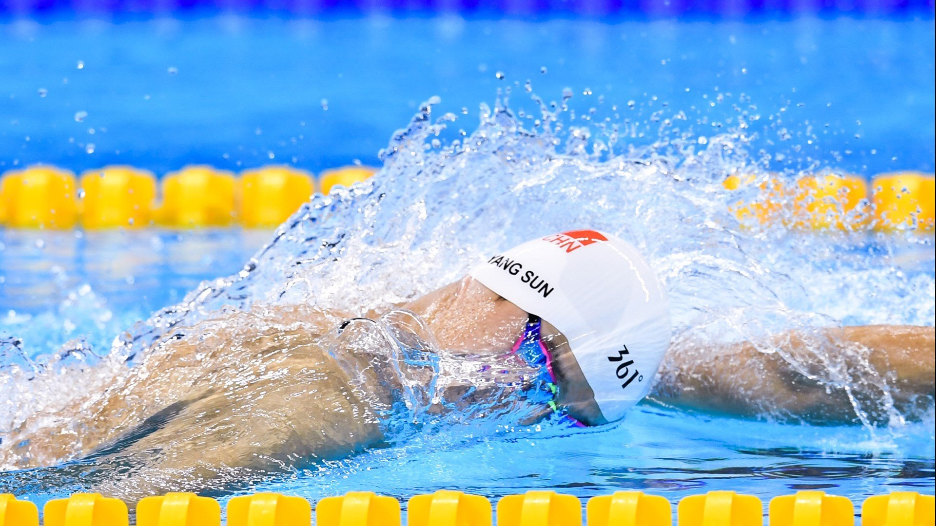 乐鱼体育网址-复苏中的电竞线下活动，封闭环境中与粉丝近距离交互，电竞复盘