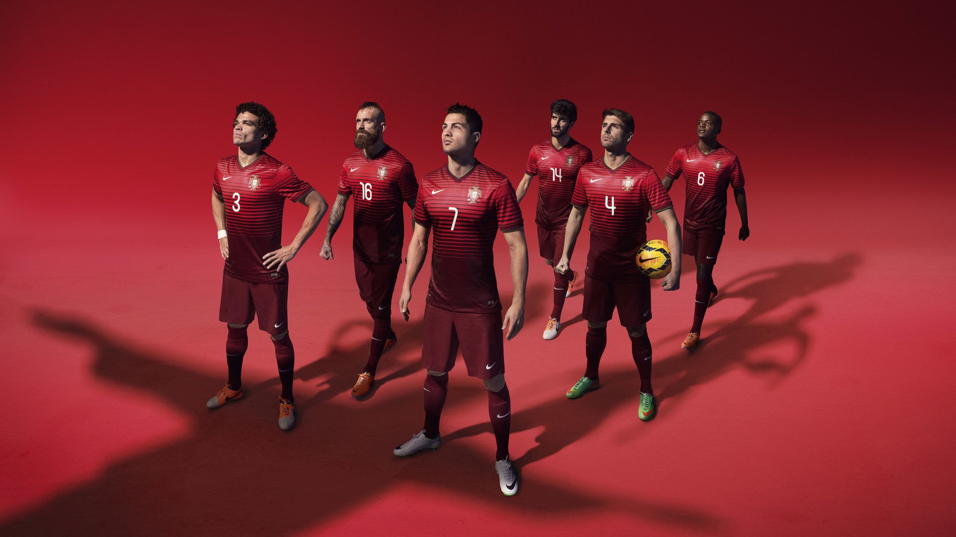 leyu sports-赛事解说团队：专业解读每个精彩局面，赛事解说话术